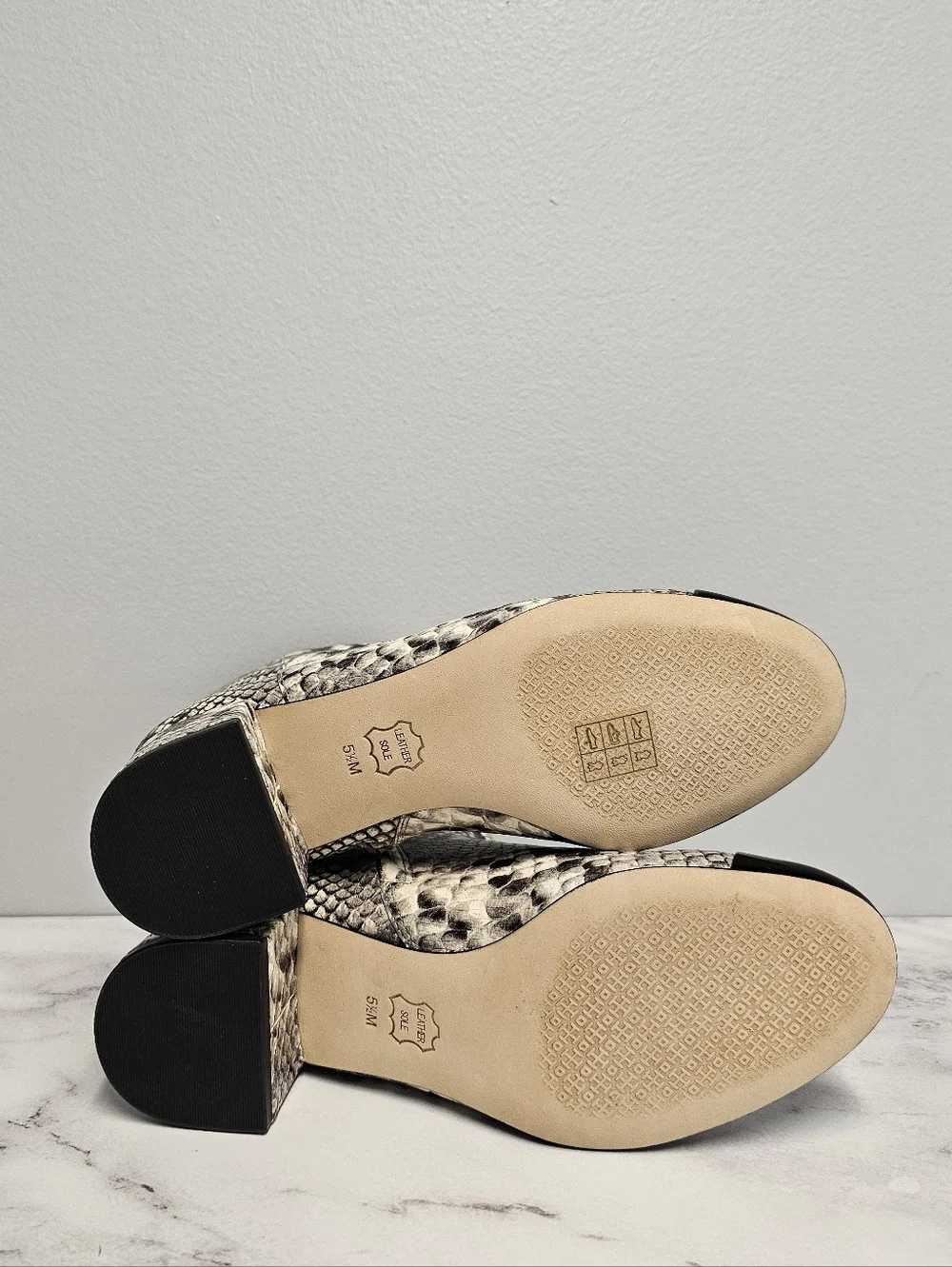 Tory Burch Shelby Snake Print Ankle Patent Leather Gray Black Heel Boots 5.5 NWB